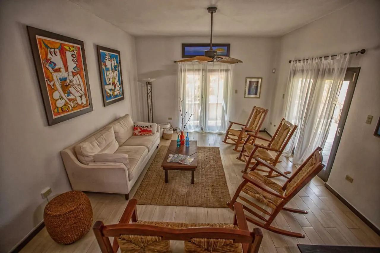 בית נופש הומאסאו Villa Brisas Del Mar